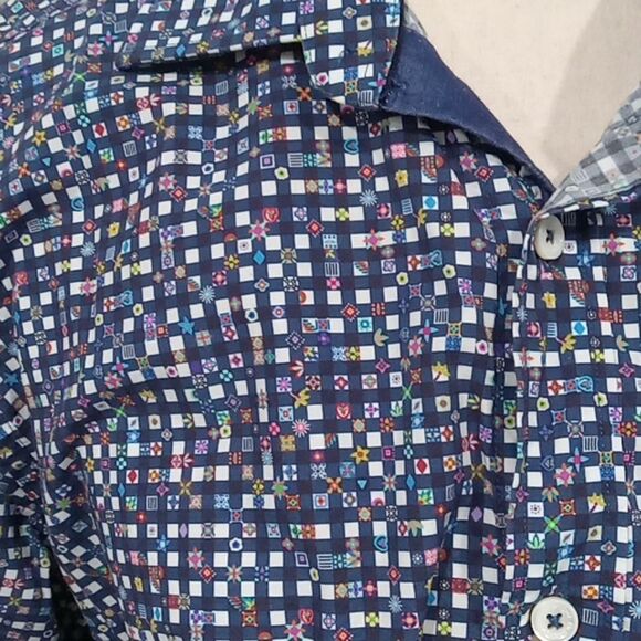 Bugatchi Classic Fit 100% cotton casual 7 button down shirt. size Medium - Picture 2 of 3